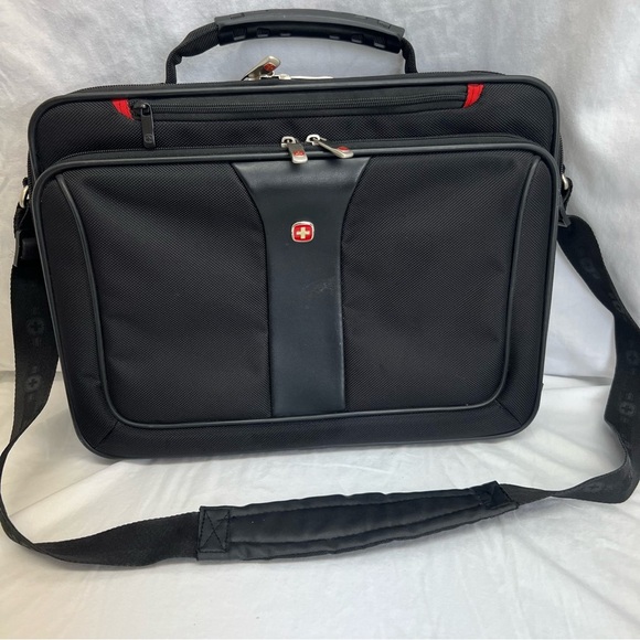 SwissGear black laptop bag with adjustable strap. - Picture 2 of 9